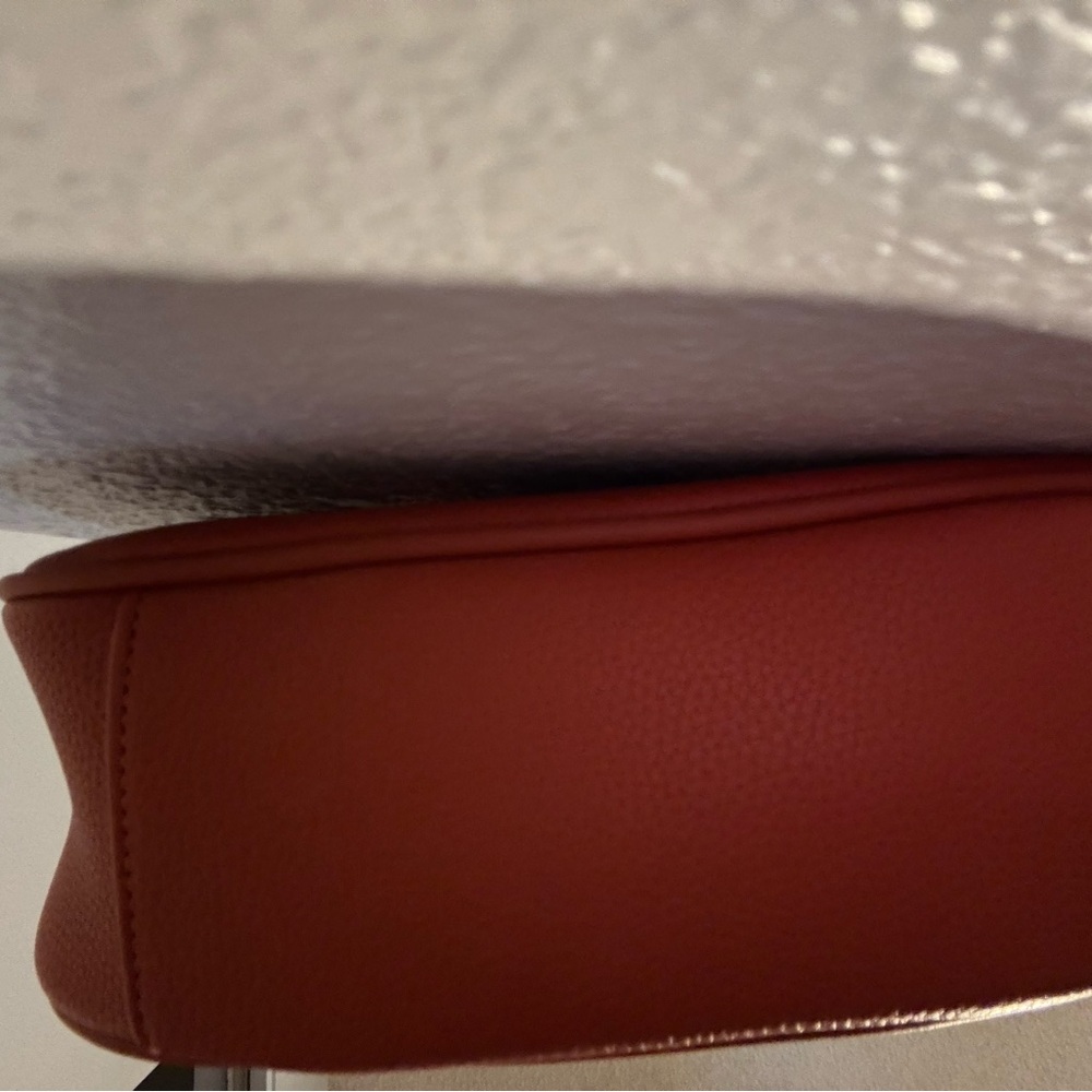 Rust/ Orange  Handbag/ crossbody - Picture 4 of 10